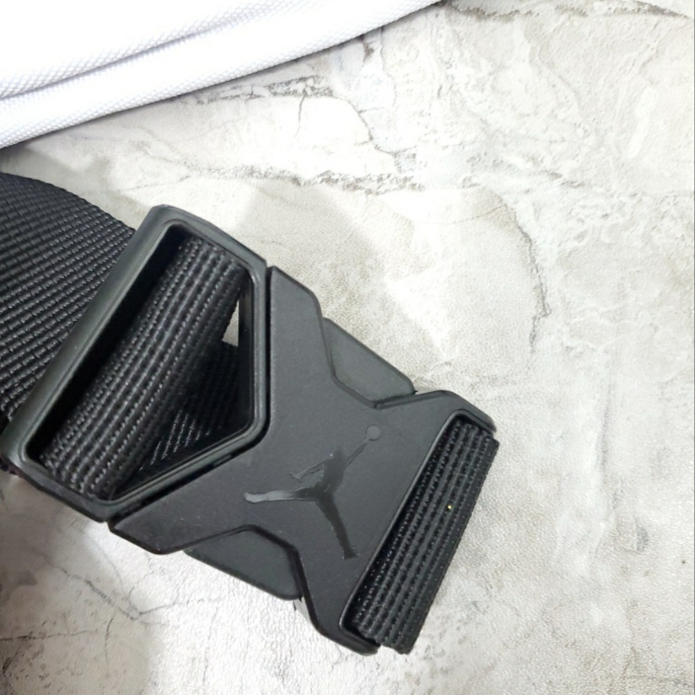 Jordan Jumpman Fanny Pack - Picture 7 of 10